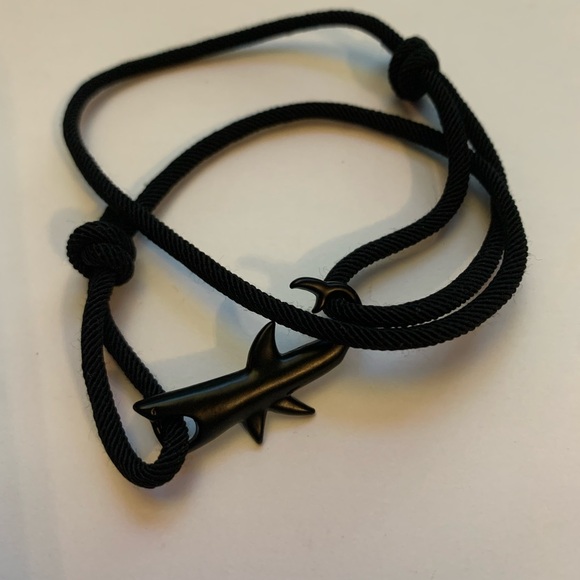 Shark 🦈 on a rope - Picture 2 of 2